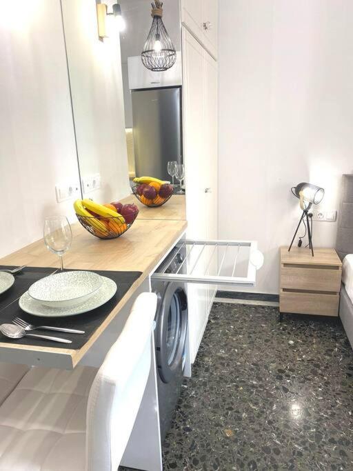 Artzy Petit Apartment Close To The Center Heraklion  Exterior photo