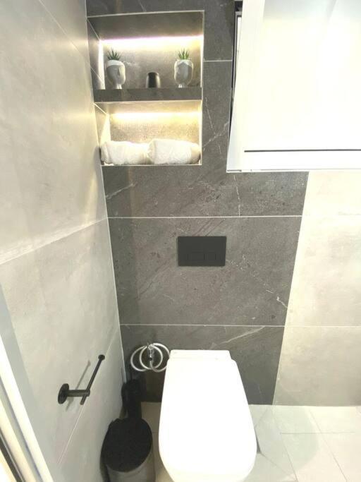 Artzy Petit Apartment Close To The Center Heraklion  Exterior photo